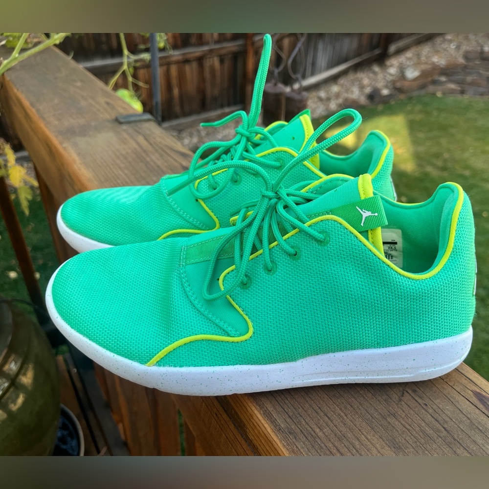 Jordan Nike Eclipse Gamma Green Running shoe